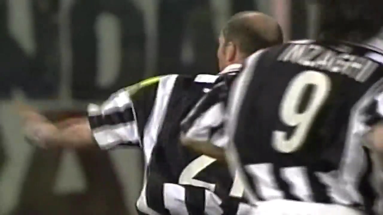 头发越来越少荣誉越多 看看齐达内在尤文是怎样做饼的（尤文时期的齐达内）