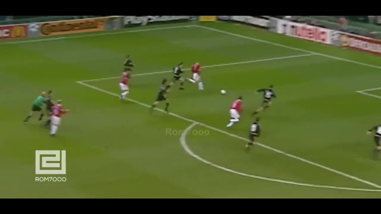 他凭什么被大师们谈论？斯科尔斯无解传球集锦（斯科尔斯助攻）