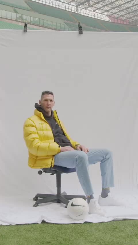 大佬捧场！马特拉齐为国米新队徽拍摄宣传短片（马特拉齐在国米穿几号）