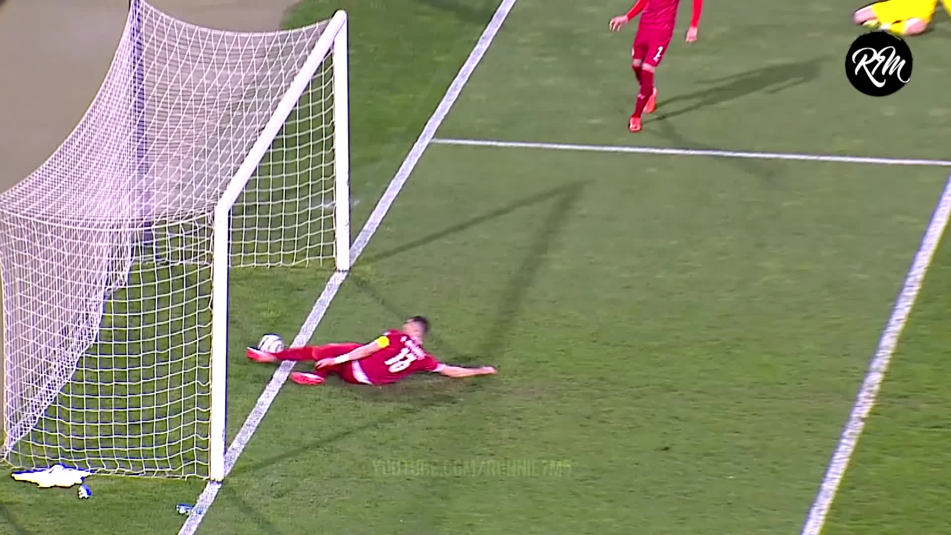 解围的塞尔维亚队长：C罗可能很沮丧，但我不认为那球过线了（塞尔维亚队长:c罗那球没过线）