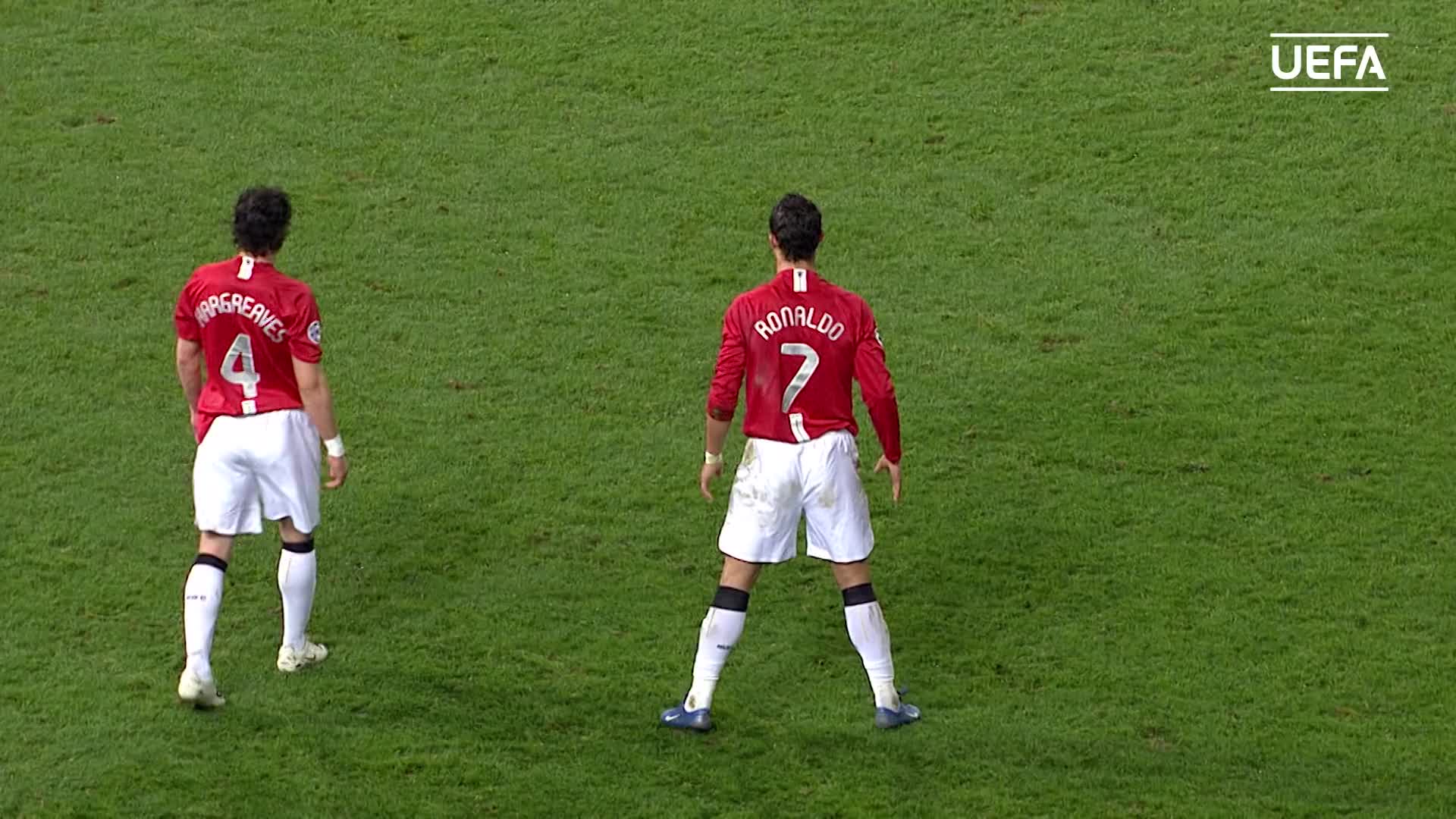 葡媒质疑C罗“垄断”任意球主罚权：1.51%效率已非队内顶尖（c罗主罚任意球次数）