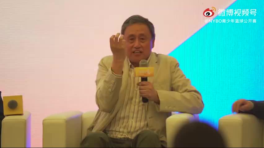 张路：决定优秀运动员的特征是智慧和脑子（足球运动员张路）