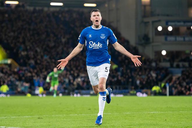 （英超:热刺2-2战平埃弗顿 凯恩双响）英超-凯恩点射热刺1-1埃弗顿!奇人送点+造红+世界波