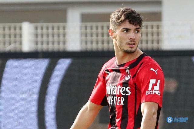 (迪亚斯转会费)5球创个人单赛季联赛进球纪录,迪亚斯:把进球献给去世的外公