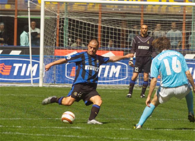 22岁放米兰鸽子，26岁被国米放弃，全能中场闪耀西甲却不适合意甲