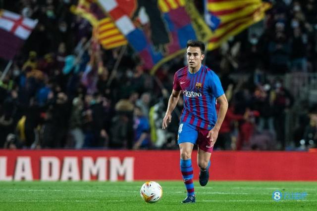 （加西亚hl）每体：加西亚在后腰位置上表现出色，为哈维带来更多选择