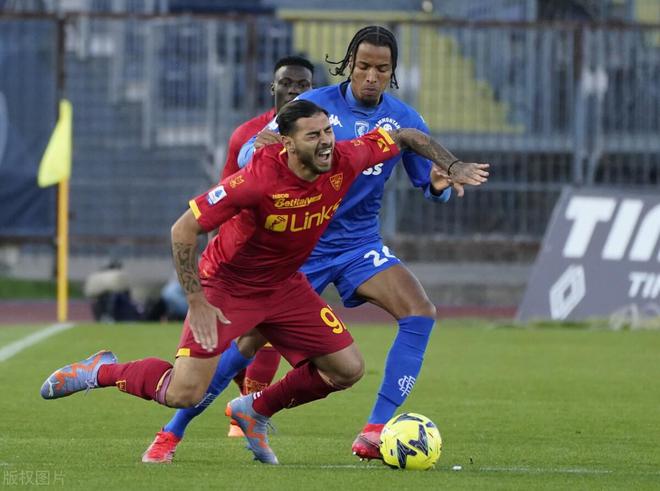 （意甲赛程ac米兰）刺激，1-0意甲第14爆发，掀翻AC米兰的绊脚石，意甲领头羊笑了