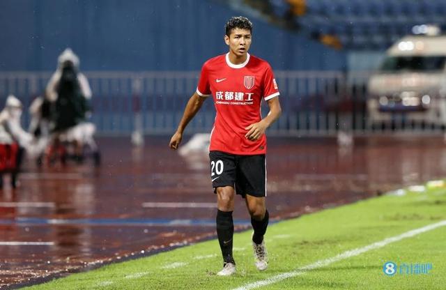 (海米提·米吉提)记者:海米提离开成都蓉城加盟长春亚泰