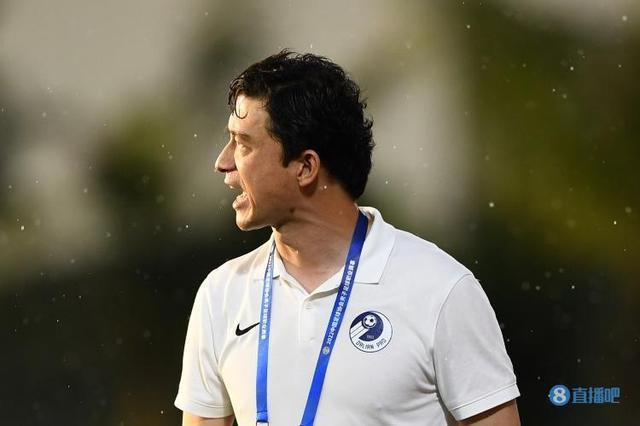 足球报：大连人新赛季先后安排两个主场 无法引援压力远超上赛季