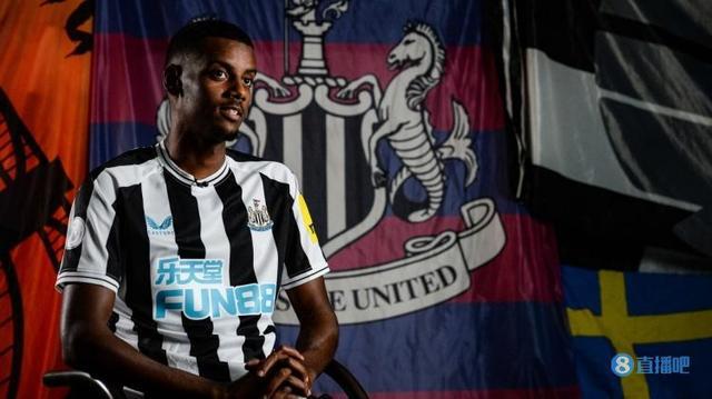 （曼联卡神是谁）卡拉格：曼联需要一名中锋，球队原本赛季初就可以签下伊萨克