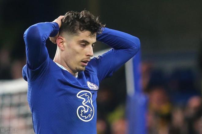 (哈弗茨在切尔西踢什么位置)2丢单刀!14次丢球权,哈弗茨再成切尔西罪臣,6.4分全队倒数第一