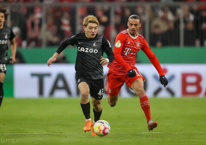 （图赫尔执教德国队）1-2大冷门，德甲领头羊出局，67%的控球率仍不赢，图赫尔上任首败