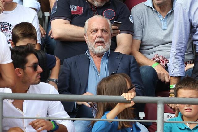 被问及K77未来，德劳伦蒂斯愤怒回应：他去年才签约5年时间