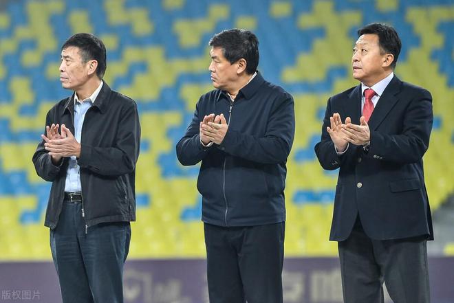 中超转会：前泰山中卫转会河南，申花接近特谢拉，海港20万签中锋