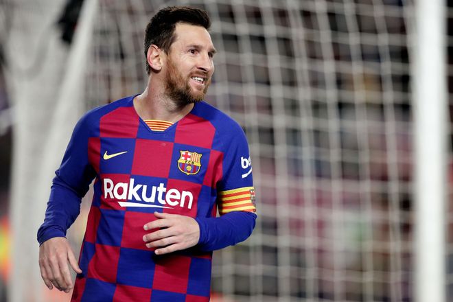 （巴萨接受梅西离队）巴萨只是口头招募梅西回归！前高层认为这只是在公关！