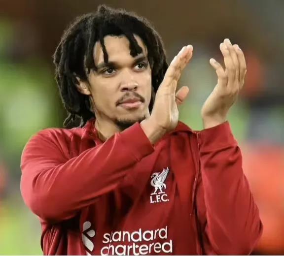 (阿诺德英超首秀)英超旧将:过多的健身房力量训练影响了阿诺德的灵活性