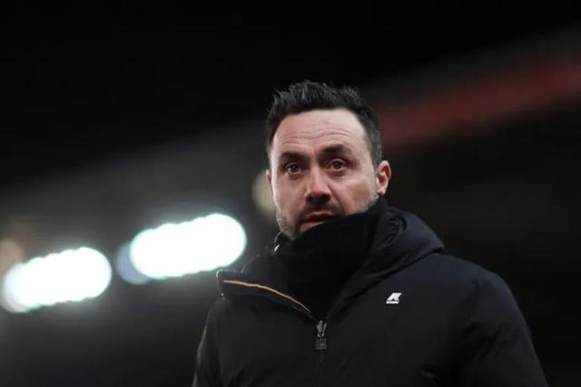 （切尔西和布莱顿）TA：切尔西不会考虑选择布莱顿主帅德泽尔比作为新帅人选