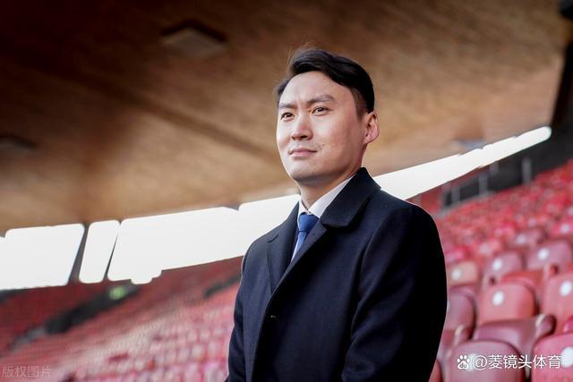 久事集团正式入主申花：聘孙晓天出任体育总监，内援追逐戴伟浚