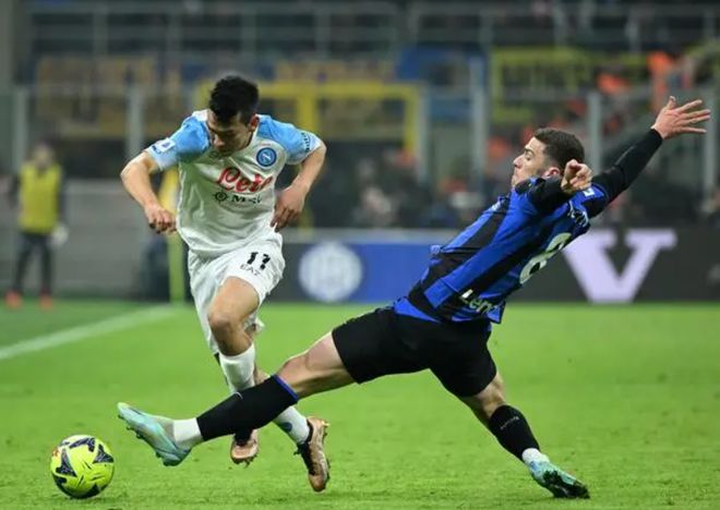 （欧冠冠军国米）一场4-0，令米兰备受鼓舞！欧冠酿68年纪录，国米为死敌助威