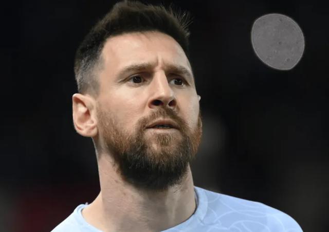 （罗马到利雅得直线距离）罗马诺：利雅得新月提供4亿欧年薪报价 梅西首选留在欧洲