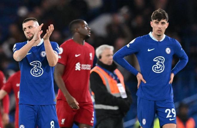 英超最新排名：阿森纳强势领跑，曼城紧追不舍，曼联掉出欧冠区！