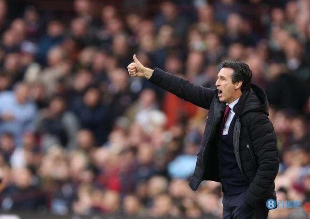 (维埃拉谈梅西)TA:埃梅里手下的维拉团结一心,他们真正迎来冲击欧战的机会