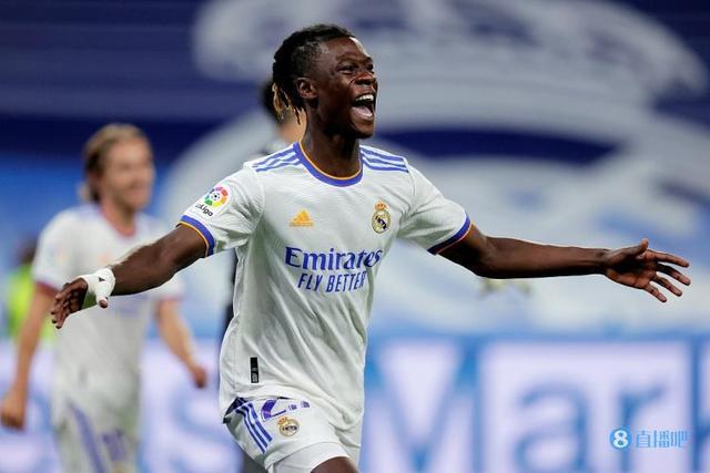 （dont let us down）卡马文加本场数据：7次解围，8次抢断，传球成功率百分百