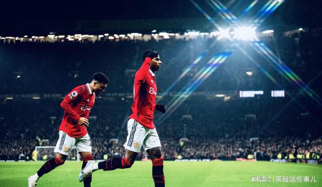 （曼联球员拉什福德）1-0！曼联结束3轮不胜，重返联赛第4，拉什福德破门终结球荒！