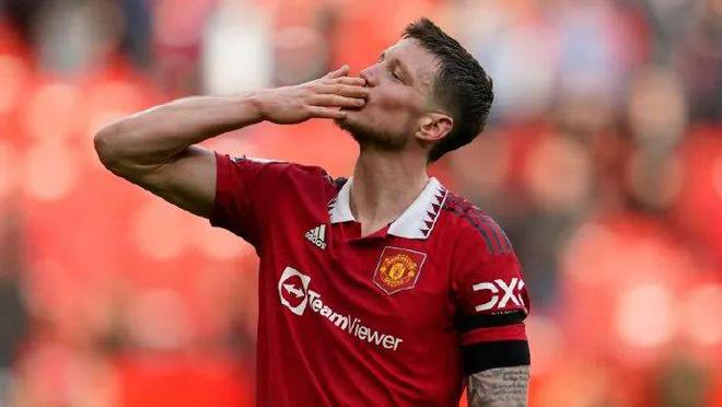 TA：滕哈格对留住韦霍斯特持开放态度