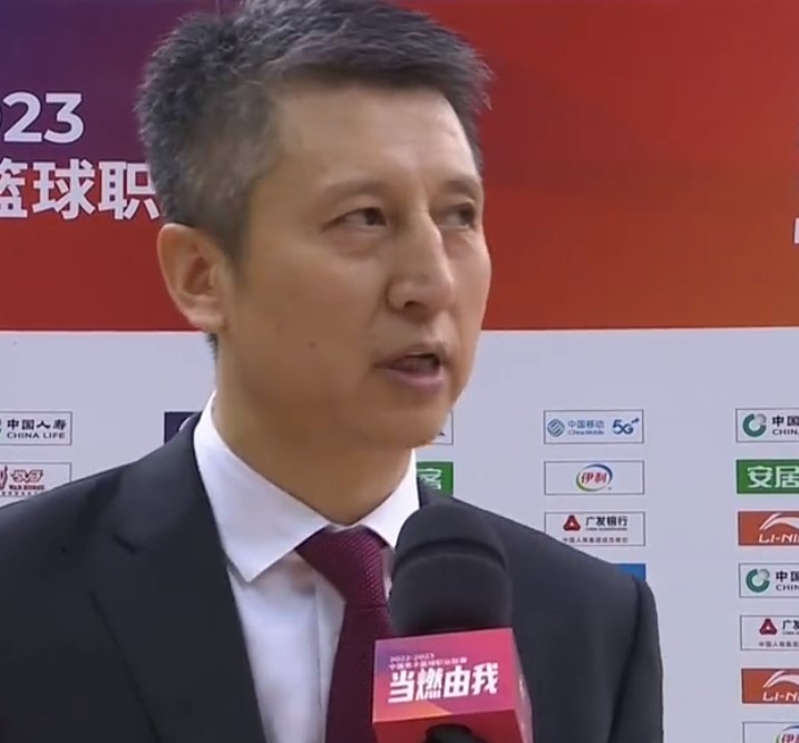 （郭士强晋级季后赛）郭士强：这是季后赛级别的比赛 今天不是辽宁的真实水平