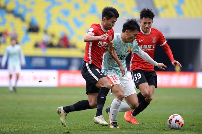 （2021中超转会标王）中超转会动态：250万欧标王加盟南京，泰山淘汰外援加盟长春