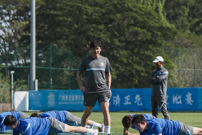 退赛7天后,中超12年老队奇迹“复活”,广州老板又运营+恢复训练