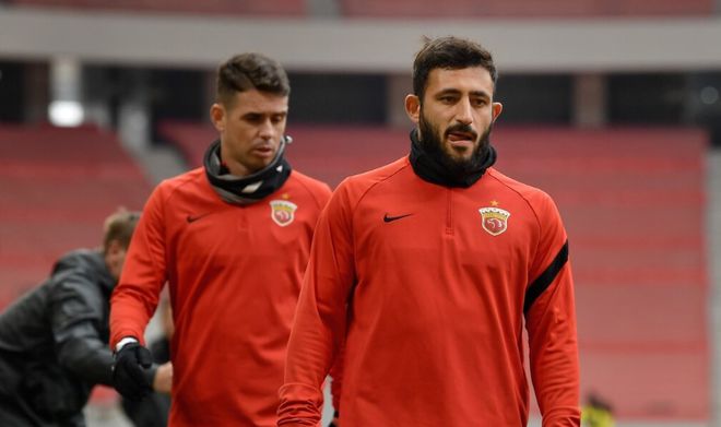 放水货、补金靴！海港队微调，仍中超独一档，武磊+5外援难觅敌手