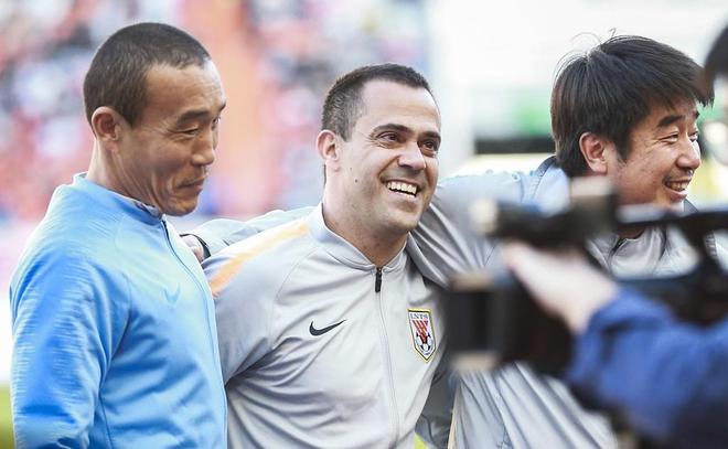 郝伟添新帮手，泰山队争下最后一强援，弱化版孙准浩4新星被下放