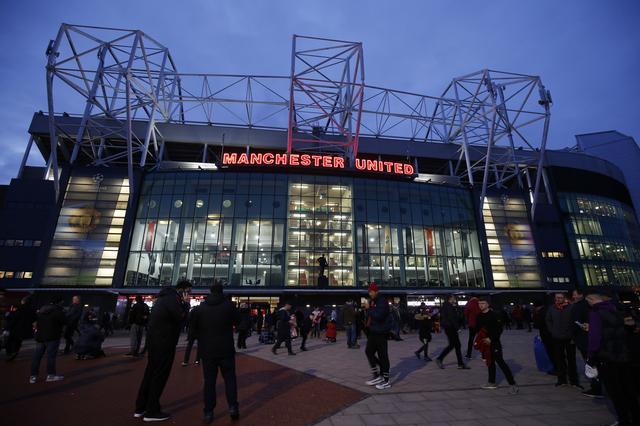 电讯报:格雷泽将邀请竞购方继续谈判,并愿意接受部分转让等方式