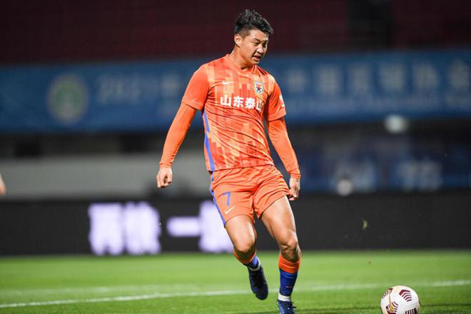 （山东泰山超级杯）重回“黄龙”福地，目标还是第一！超级杯回归，泰山8日战三镇