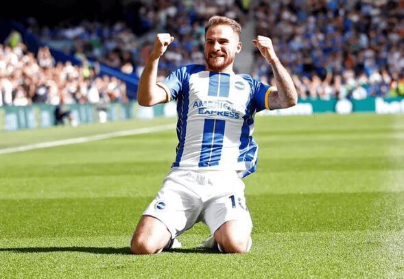 TyC：曼联，阿森纳，利物浦有意在今年夏窗签下麦卡利斯特