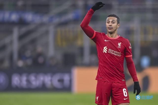 （蒂亚戈在利物浦年薪）利物浦今日训练：蒂亚戈&范迪克回归，萨拉赫&若塔等人缺席