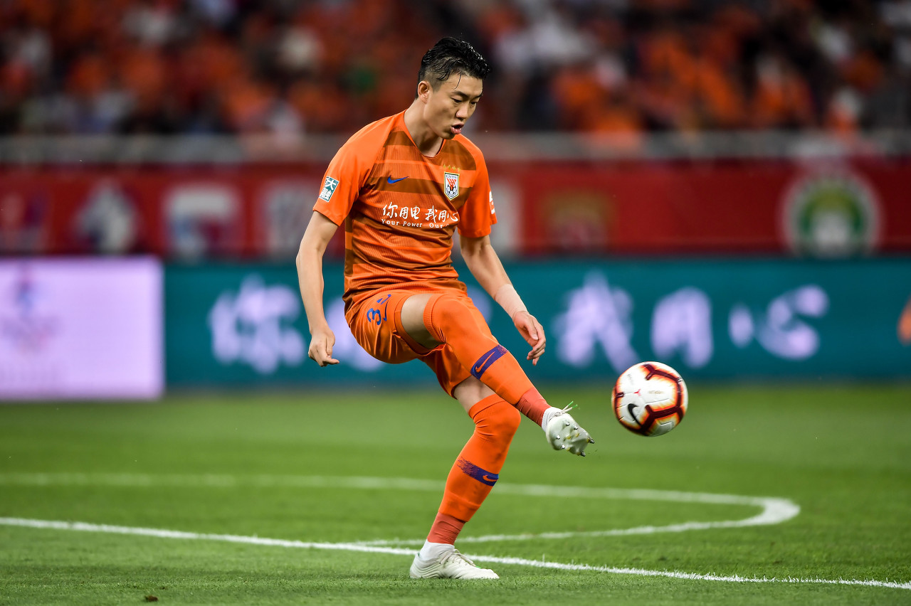 （山东泰山队戴琳）山东泰山球员戴琳加盟济南兴洲