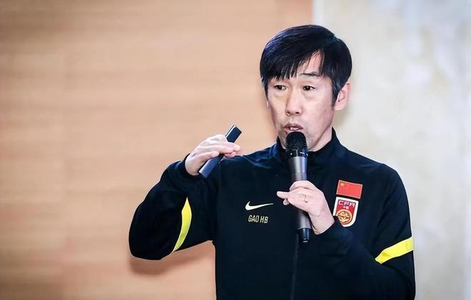 恭喜!高洪波临危受命,主管马宁傅明,记者:又有多位中超老总被抓