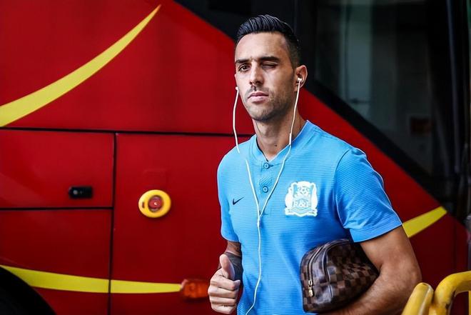 奇葩！中超传奇球星拒绝为国效力：不让我住单间，就退出国家队！