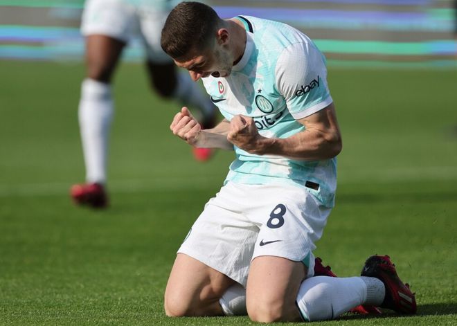 （卢卡库和阿德里亚诺）90分钟绝平！1-1！3次击中门框，卢卡库屡失良机，奥乔亚多次神扑