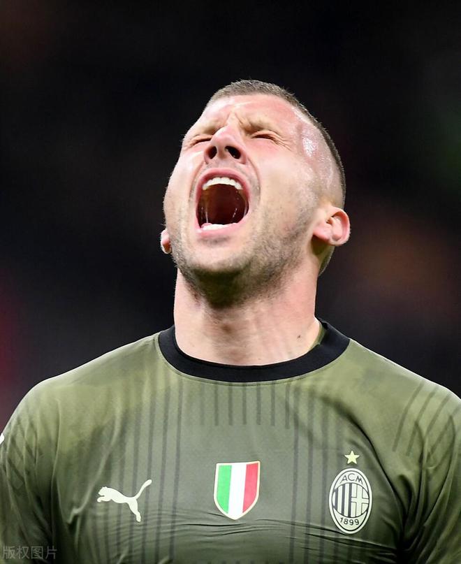 射门9：0却难进球！向国米看齐？雷比奇失单刀 AC米兰半场闷平