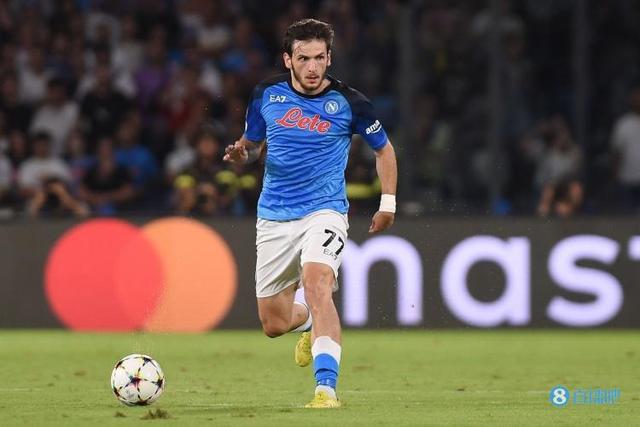 罗体:那不勒斯一位新生儿以克瓦拉茨赫利亚命名,父母是球队铁粉