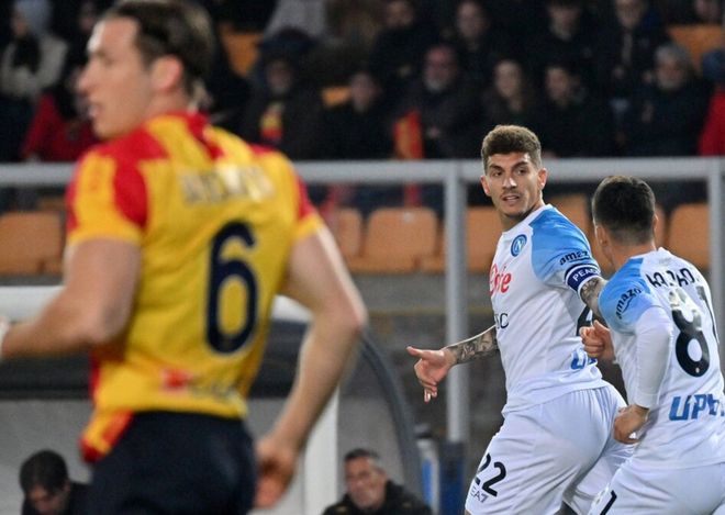 （金玟哉 转会）2-1！金玟哉助攻，门将神奇乌龙球，意甲领头羊74分领跑