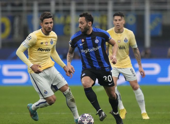 （张康阳要求国米降薪）扶持国米王者归来？400亿土豪介入，张康阳生涯转折，再见因扎吉