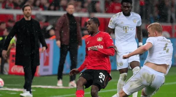 （弗林斯 拜仁）图片报：拜仁无意弗林蓬，球员想去曼彻斯特，药厂要5000万