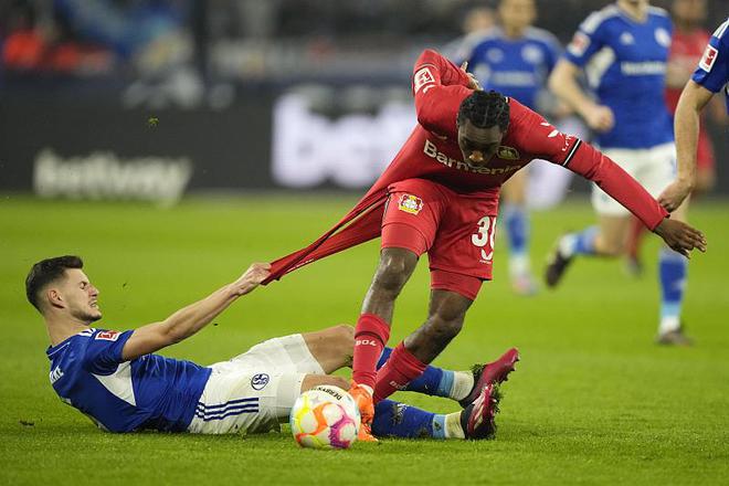 利好频传!滕哈格头号目标一心加盟曼联,21岁小将有望长留梦剧场