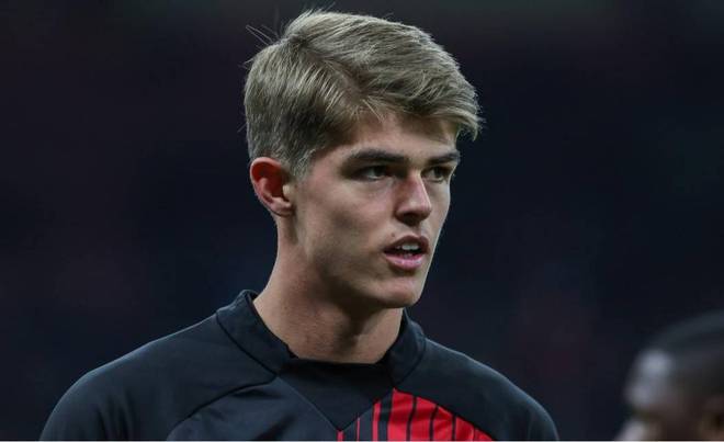 （德凯特莱）都体：德凯特拉雷今夏不会被出售 米兰选择继续信任球员