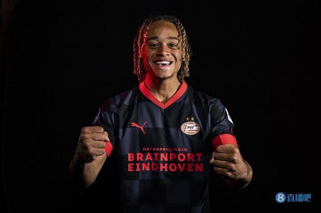 (巴萨小球星哈维西蒙斯)世体:巴黎和巴萨都有意签回本赛季发挥出色的哈维-西蒙斯